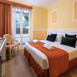 Basic Kamer in een Bijgebouw